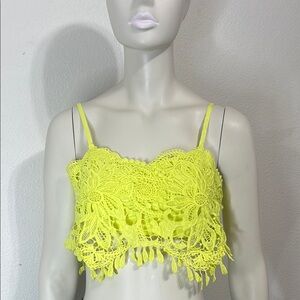 Luxxel Lace Top in Neon Yellow
